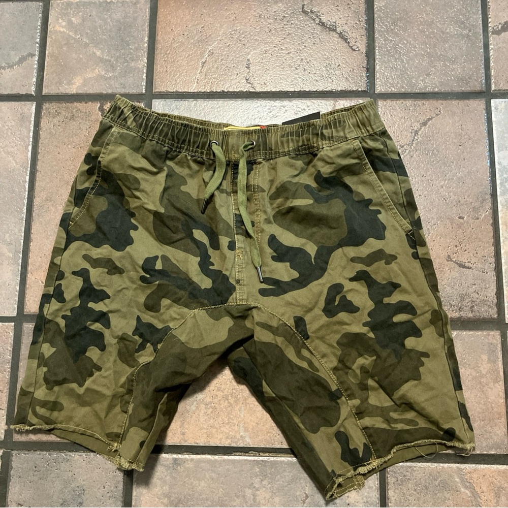 grindhouse camo shorts size small mens